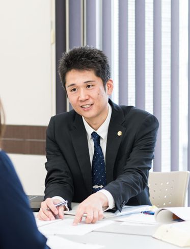 井上弁護士