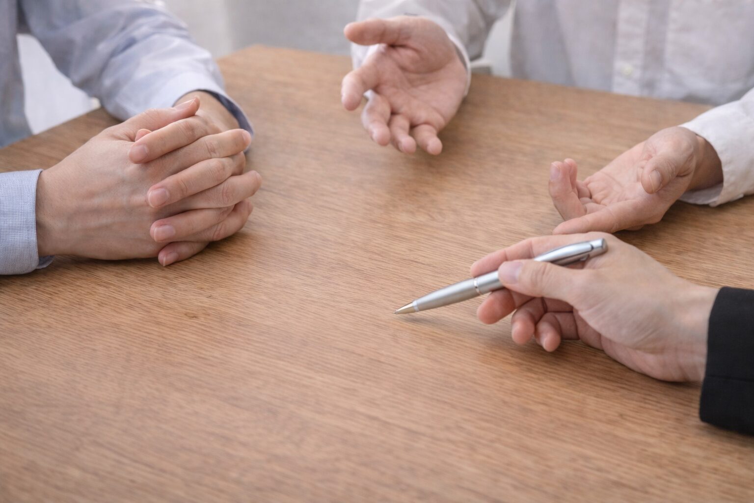 話し合いをしている様子