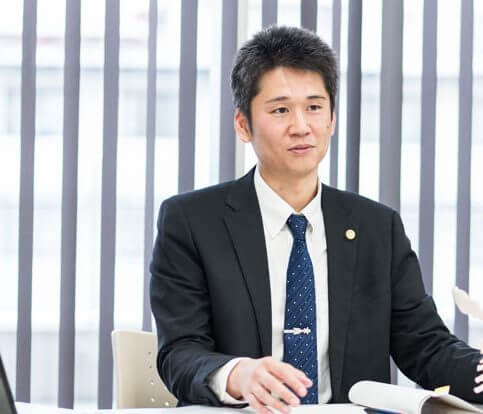 井上弁護士